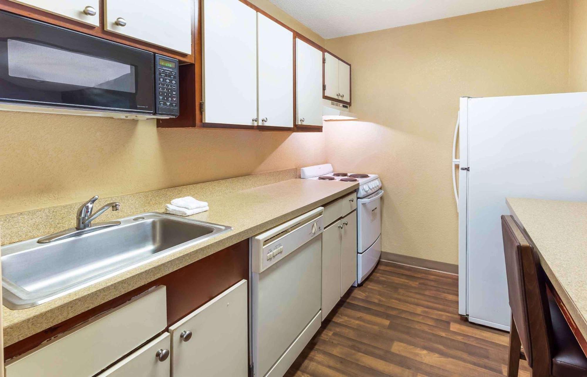 Extended Stay America Select Suites - Raleigh - Cary - Regency Parkway South Esterno foto